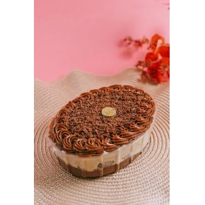 Torta na travessa 4 leites com chocolate